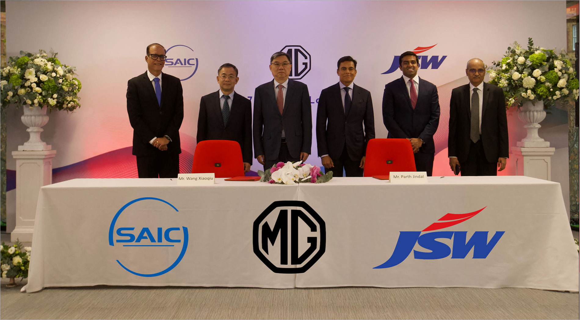 SAIC Motor and JSW Group announce a strategic Joint Venture to accelerate  growth with focus on green mobility